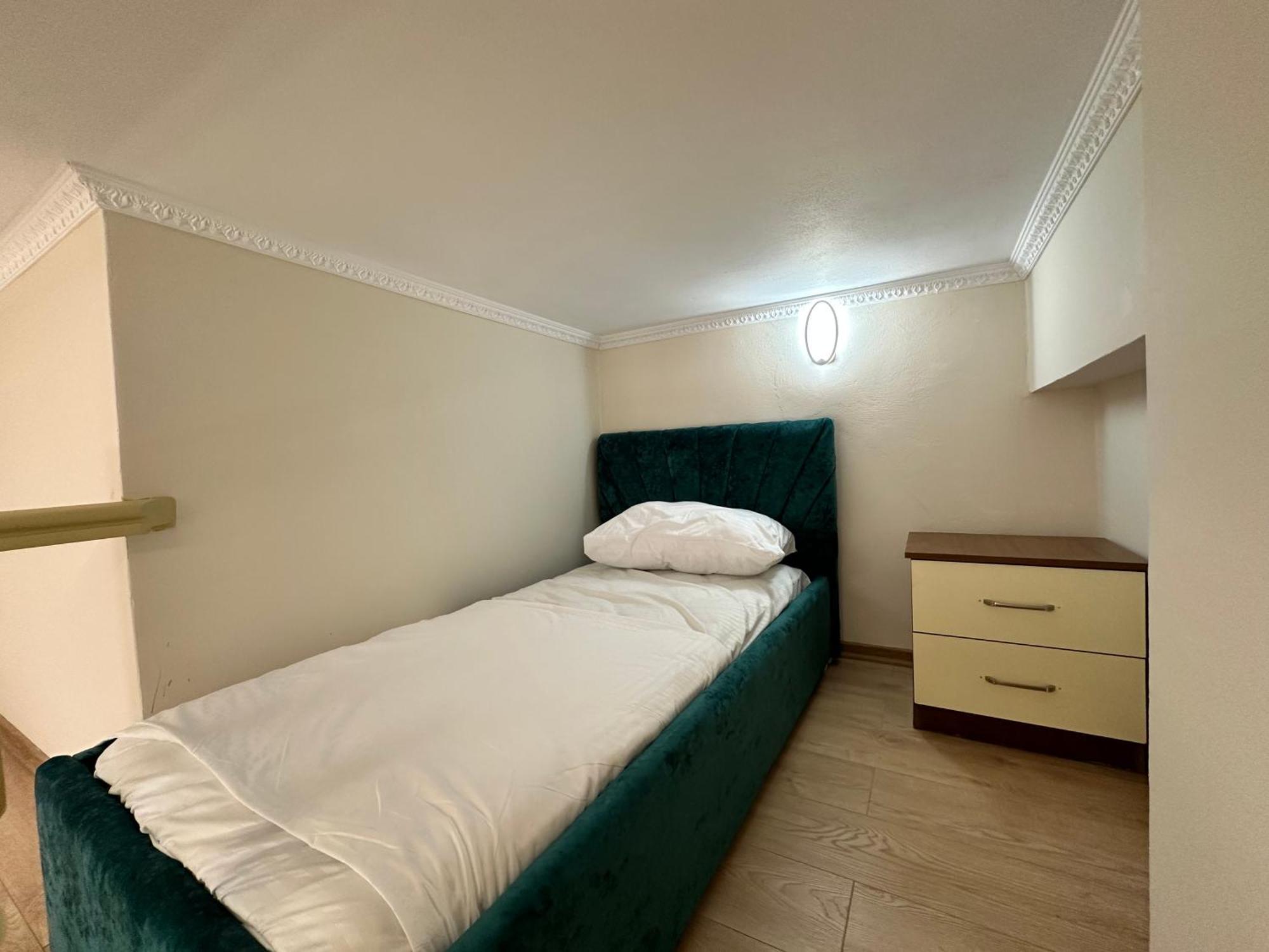 Troy Aparthotel Durrës Exteriör bild